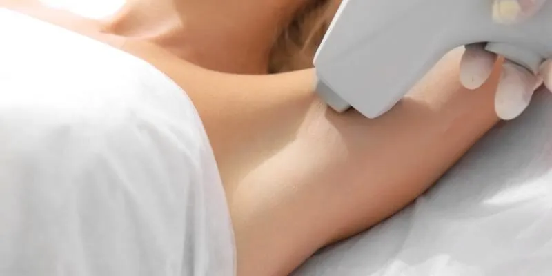 cong-nghe-sieu-vi-diem-white-laser-armpit