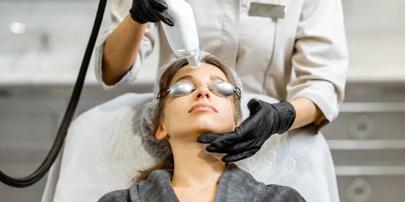 vang-tre-hoa-da-chuyen-sau-gold-titanium-2