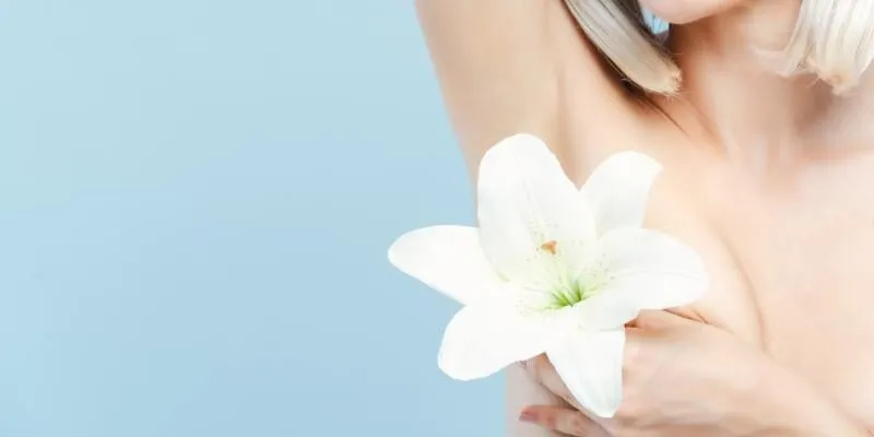 lieu-phap-dieu-tri-tham-nach-white-armpit